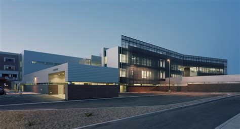 Gallery of University of Arizona Medical Center South Campus / Cannon ...