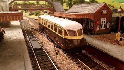 The new (Dapol) GWR Railcar arrives at Blueleigh - YouTube