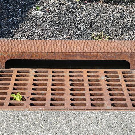 Inlet Frame and Grate with type N Curb Piece - American Cast Iron ...