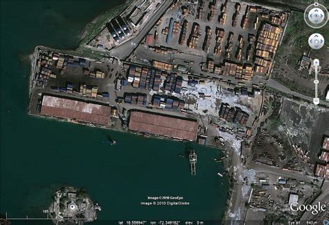 Earthquake-triggered liquefaction damage to the docks at Port-au-Prince ...