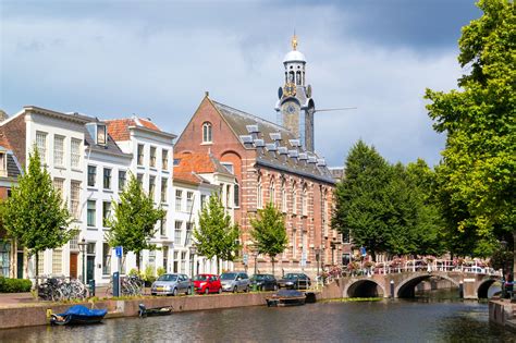 Leiden University ; a short guide to the student life | Leiden ...