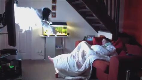 Boyfriend Terrorizes Girlfriend With "The Ring" TV Scene Prank - The ...