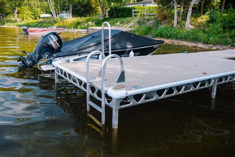 Buyers Guide To Dock Bumpers | CanadaDocks