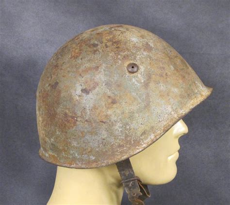 Italian WWII M33 Steel Combat Helmet – International Military Antiques