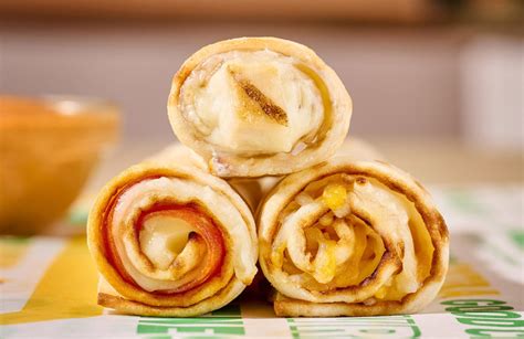 Subway rolls out Footlong Dippers | MEAT+POULTRY