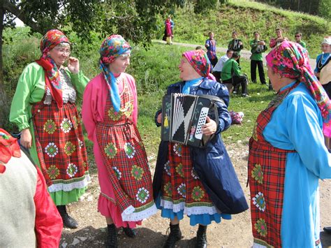 Финно-угорские народы - Fenno-Ugria