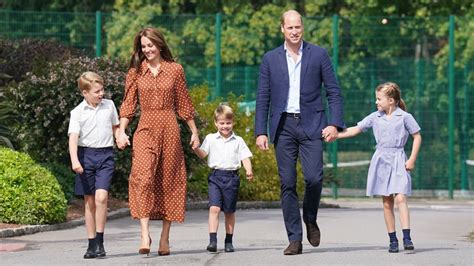 Royal children George, Charlotte and Louis arrive for first day at new school | CNN