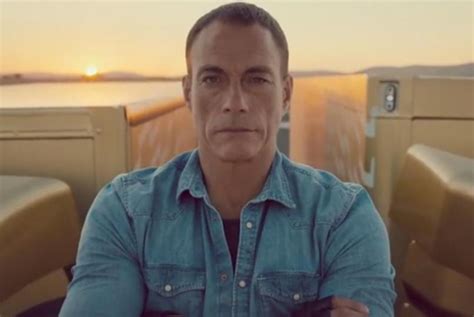 Jean-Claude Van Damme Split Between Two Moving Volvo Trucks Viral in ...