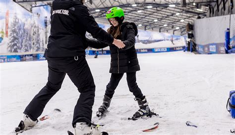 Ski & Snowboard Lessons - School Visits - SnowDome