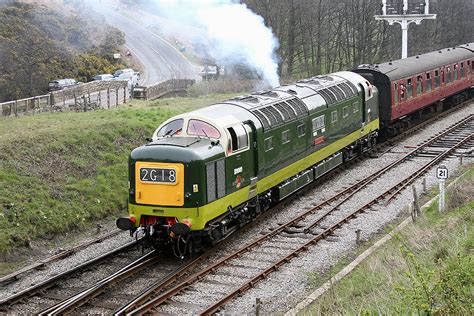 The mighty Deltic - always prefer them in the BR green. | Train posters, Electric train ...