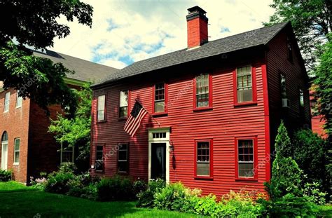 Hancock, NH: 18th Century Colonial Home – Stock Editorial Photo © LeeSnider #137055792