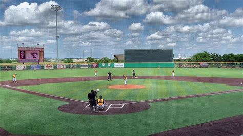 RBI for Trinity University baseball Team vs. TLU in SCAC Championship Game - YouTube