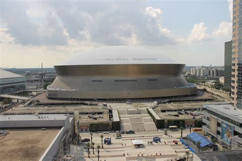 Pictures of the mercedes benz superdome