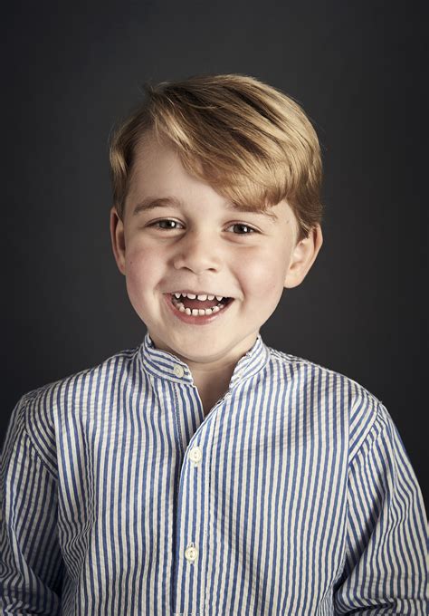 Kate Middleton and Prince William Give the Gift of Prince George's Official 5th Birthday Photo ...