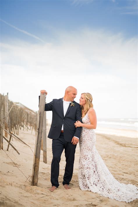 Dan & Shannon — The Black Stallion - Top Rated Outer Banks Venue