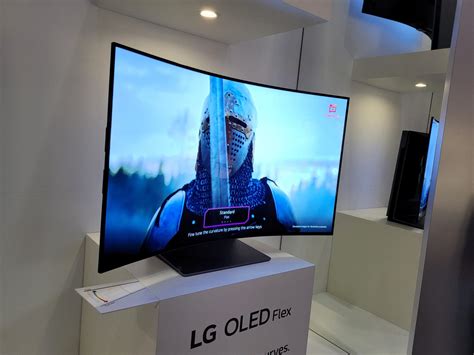 LG OLED Flex Preview | Trusted Reviews