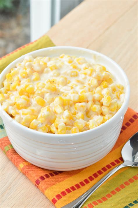 Crock Pot Cheddar Creamed Corn