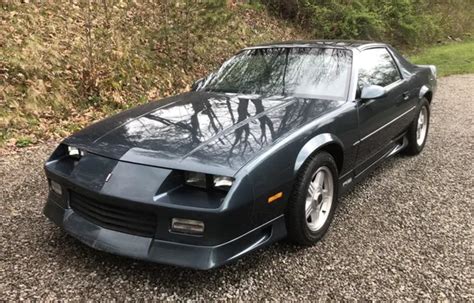 1992 Chevrolet Camaro RS VIN: 1G1FP23E5NL105205 - CLASSIC.COM