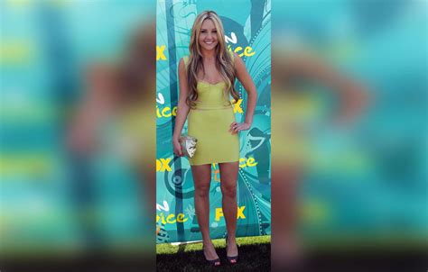 Amanda Bynes' Transformation: See Photos Of The Actress Before And After