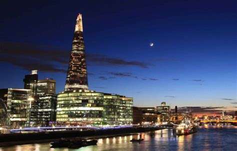 The Shard - Exterior at Night - modlar.com