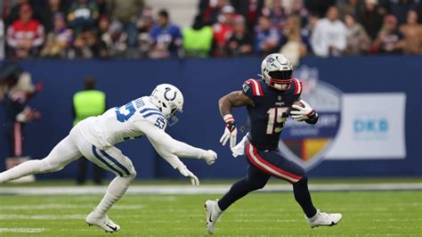 Photos: Patriots vs. Colts Week 10