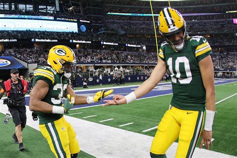 Packers rout Cowboys 48-32 in Wild Card playoffs behind big days from ...