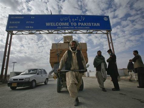 Pakistan: Islamabad Constructing Fence Along Afghan Border