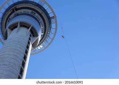 474 Bungee Jump Tower Images, Stock Photos & Vectors | Shutterstock