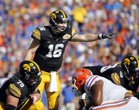 Iowa Football: Nothing Goes Right For Hawkeyes In Outback Bowl