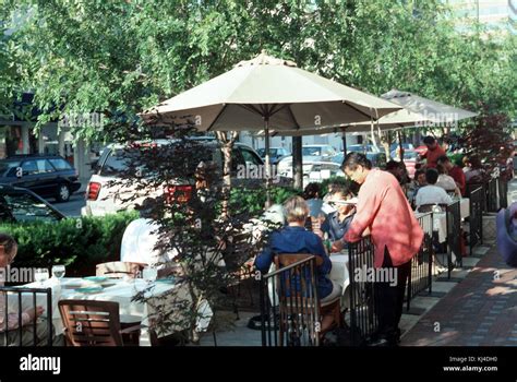 Outdoor dining (3 Stock Photo - Alamy