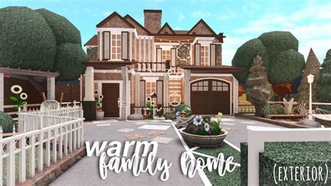 warm family home | bloxburg speedbuild | exterior | nixilia :) - YouTube