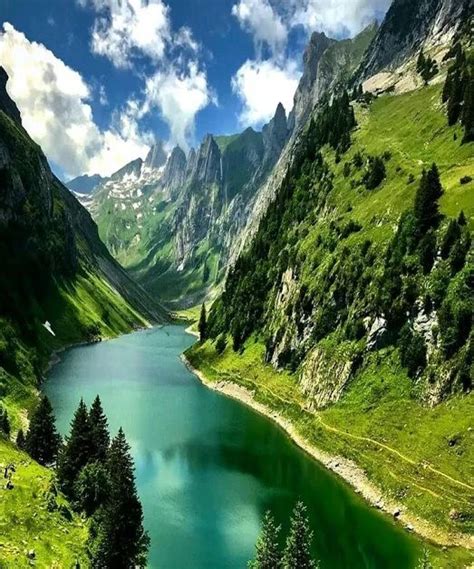 Paisajes Hermosos Naturales Verdes Natural fuente de agua salada de la ...