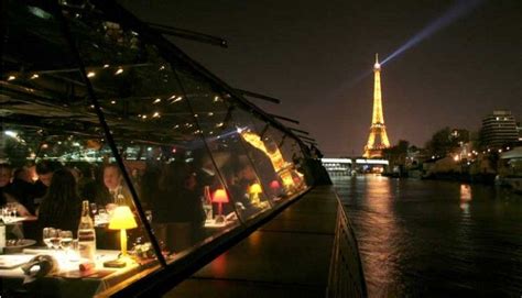 Dinner Cruise Bateaux Parisiens - Premier Service - by minibus - PARISCityVISION | Paris river ...