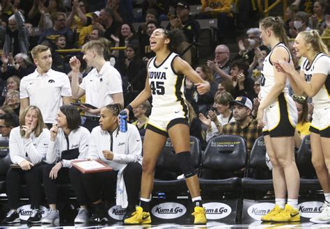 ESPN highlights Hannah Stuelke as Iowa Hawkeyes’ key ingredient for ...