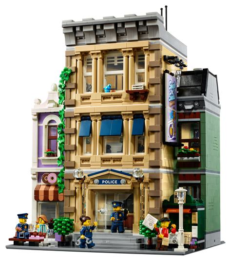 LEGO Modular Buildings Collection 10278 Police Station - IZ6P0-4 - The Brothers Brick | The ...