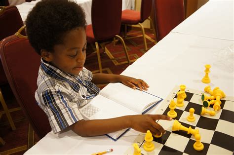 Black Kids How to Play Chess - Kids Chess + Coding -Strategic Beginning to Master the Ends