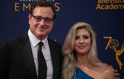 Bob Saget's Wife Kelly Rizzo Tearfully Recalls Last Conversation They Had