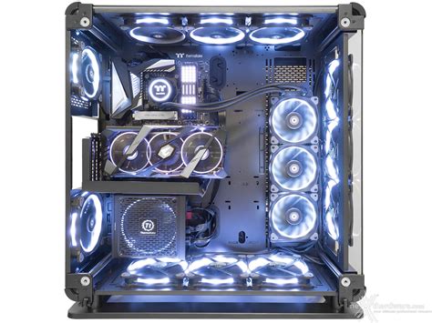 Thermaltake Core P8 TG | 6. Installazione componenti | Recensione