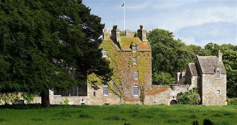 Scotland's Haunted 16th-Century Earlshall Castle Is Up For Sale