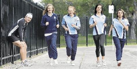 Lake Illawarra High gets behind ex-student's 1000km charity run ...