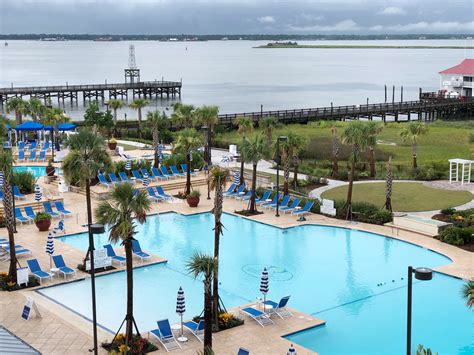 Hotel Review: The Beach Club at Charleston Harbor Resort & Marina | The ...