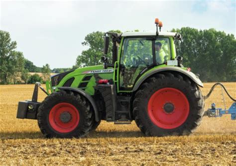 Fendt 724 Vario Power 4WD Tractor Specs (2015 - 2021) | LECTURA Specs