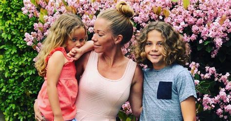 Kendra Wilkinson Celebrates First Easter with Her Kids Since Finalizing Divorce from Hank Baskett