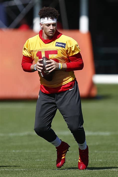 Tim Dahlberg: Lessons learned young propel Patrick Mahomes to greatness | The Spokesman-Review