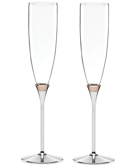 28 Wedding Champagne Flutes Worthy of Your First Toast