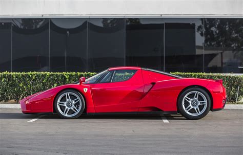 You Won't Believe The Price Of This Ferrari Enzo - Motorhive