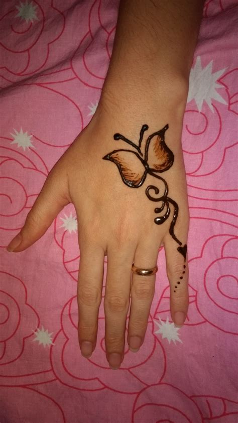 Butterfly mehndi tatoo Henna Designs For Kids, Cool Henna Designs ...