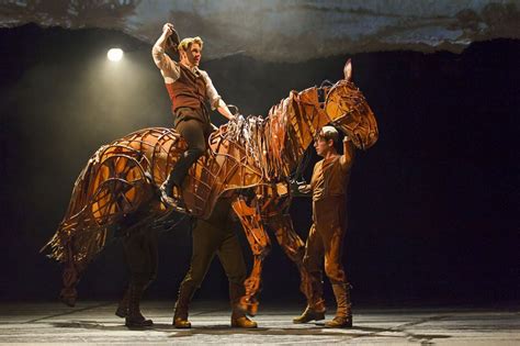 'War Horse' stage play to ride into Hershey Theatre - pennlive.com