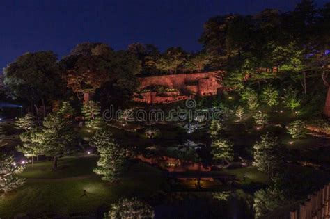 Night View of the Gyokuseninmaru Garden, Kanazawa Castle, Japan Stock ...