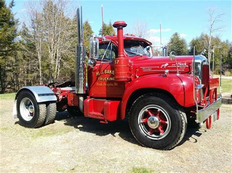 1957 Mack B-61 for Sale | ClassicCars.com | CC-857635